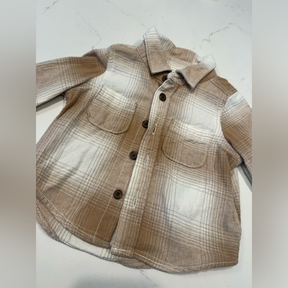 Baby Gap button up flannel - Picture 2 of 3